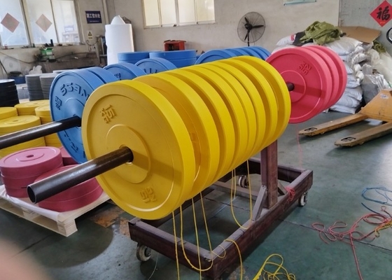 पेशेवर एथलीटों के लिए चिकनी सतह वाली लोहे की भारोत्तोलन प्लेटें